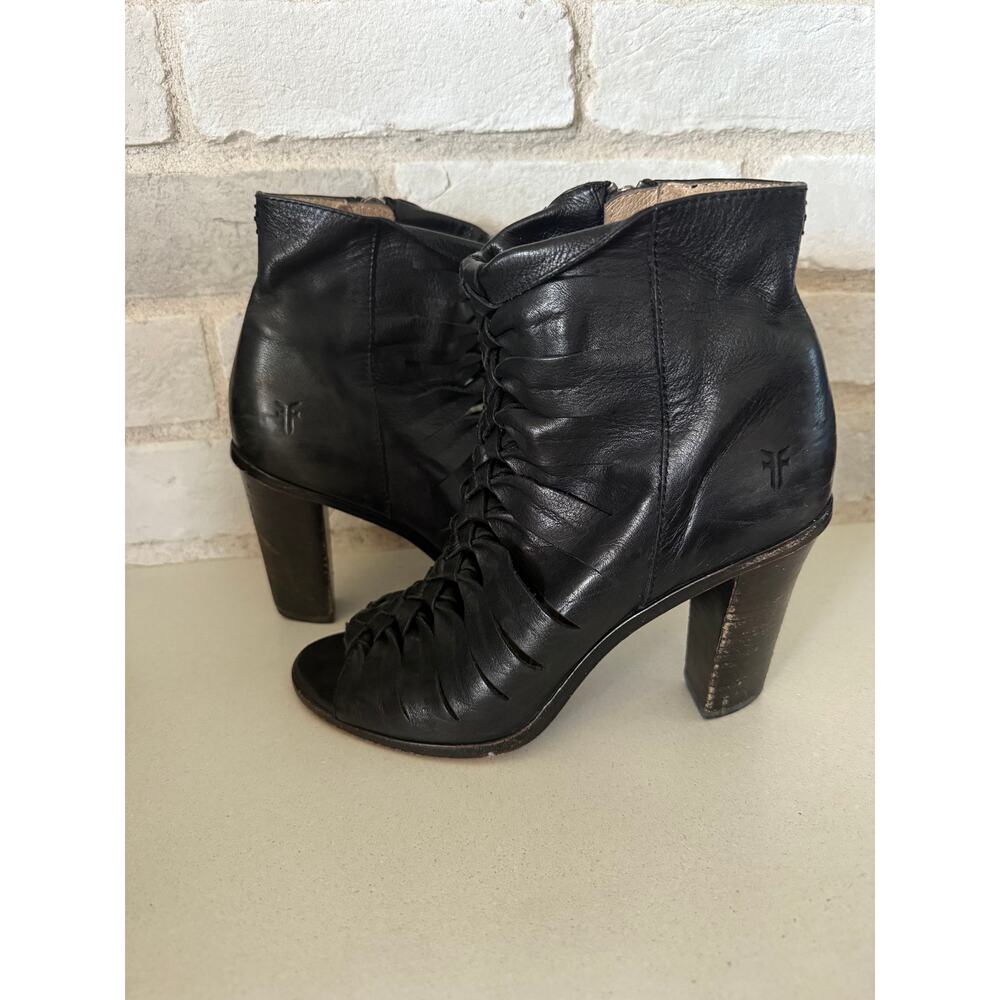Frye Sofia Black Leather Booties Size 9‎